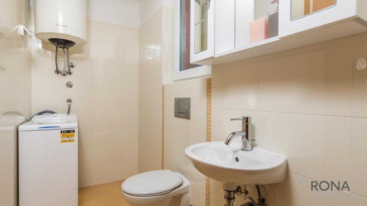 Rona Apartment Denis Ουμάγκ Εξωτερικό φωτογραφία